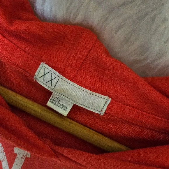 XXI Deconstructed New York Collegiate Vibe Hoodie - Picture 6 of 7